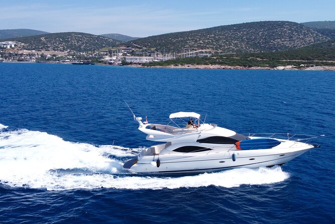 Private Yacht Tour in Bodrum at Sunset with Dinner - 3 Hours - A sunset return with room to relax