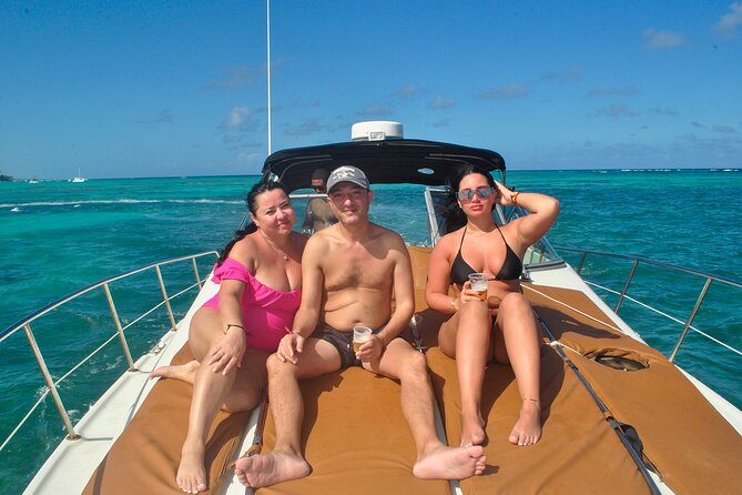 Private Yacht Tour in Punta Cana with Snorkeling and Open Bar - Cabeza de Toro Beach for sand and photos