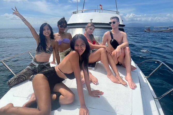 Private Yacht Trip Tour Bali - 8 Hours Day Trip Nusa Penida - SH2 - Manta Bay and the Morning Search for Rays