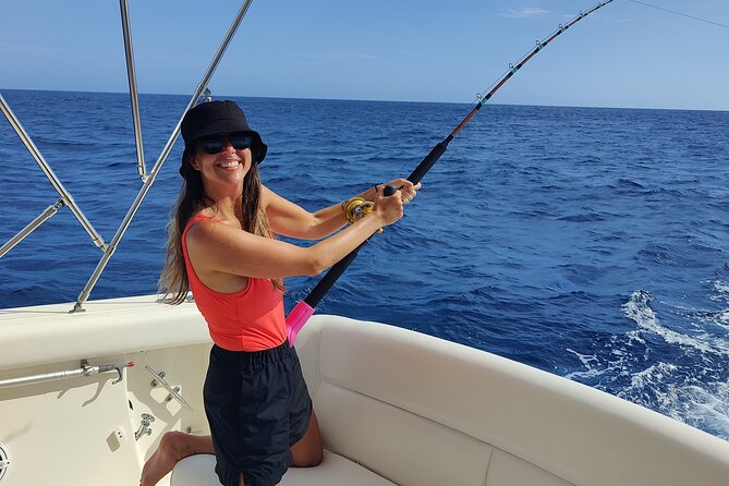 Private Yacht Ultimate Fishing and Snorkeling Adventure - 6 Hours - Meeting at 7:00 am in the Cabo marina