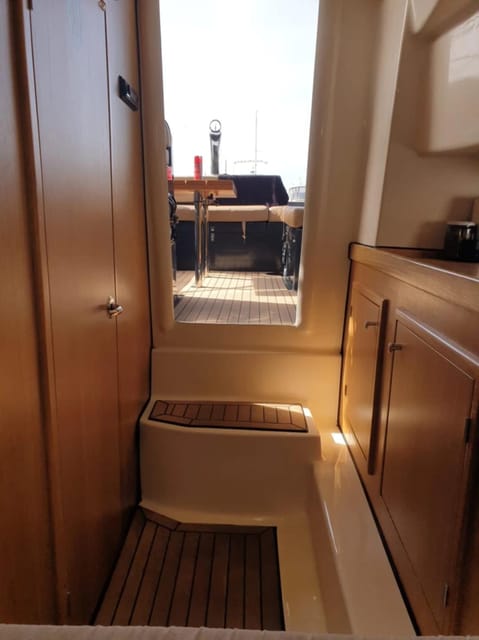 Puerto Banus: Boat Charter Moonday Yacht - Setting out from Puerto Banús on a private yacht