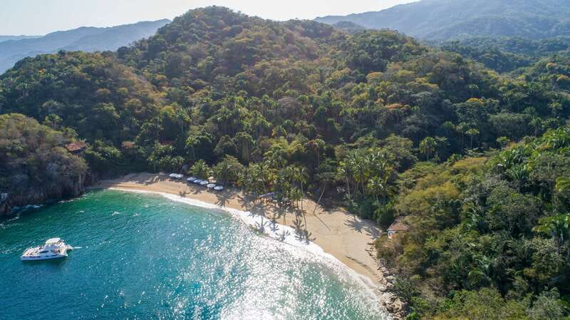 Puerto Vallarta: Luxury Yacht Tour with Lunch and Open Bar - My verdict: book it for the boat day, not just the beach