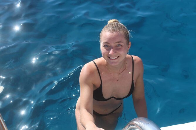 Ras Mohamed & White Island luxury Yacht Trip Sharm el Sheikh - Two guided snorkeling stops, with a crowd factor