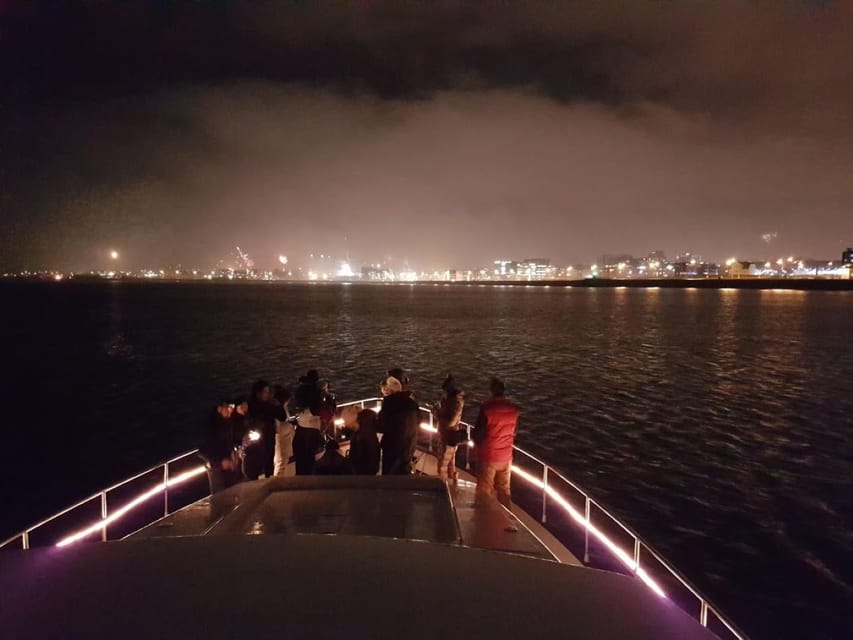Reykjavík: New Year's Eve Northern Lights Yacht Cruise - Practical details before you reserve