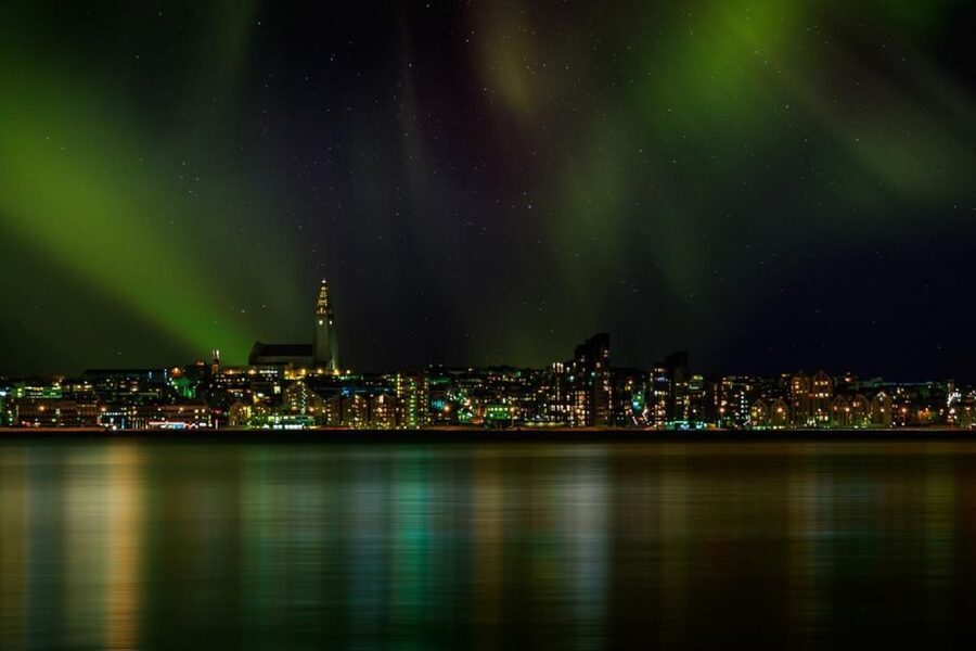 Reykjavik: Northern Lights Motor Yacht Cruise - The MY Harpa and MY Amelia Rose