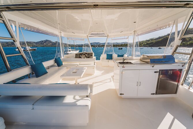 Royal Charters: The Premier Yacht Charter in Costa Rica - Leaving Playa Flamingo on a 51-foot yacht