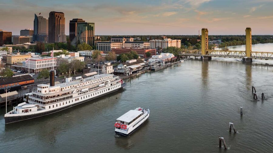Sacramento: City Cruises Rock The Yacht River Cruise - What the music means for your evening