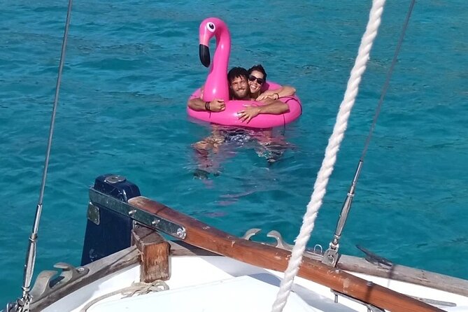 Sail boat day charter tour mallorca yacht llaut tradicional boat - Key points to know before you book