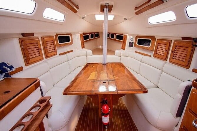 Sailing Experience in Mumbai on Mid Size Yacht - Meeting at the Gateway of India