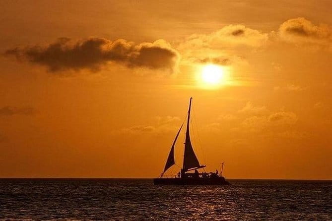 Sailing Experience in Mumbai on Mid Size Yacht - Crew Service and Safety