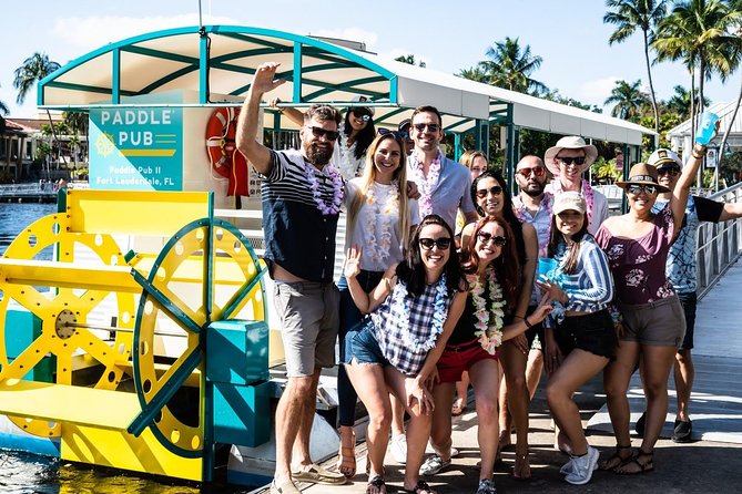 Sandbar Splash and Yacht Tour in Fort Lauderdale - Pedaling through Fort Lauderdale’s waterfront districts