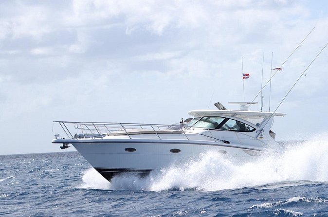 Saona Island Private luxury Yacht Full day with Snorkeling - Palmilla’s shallow natural pool