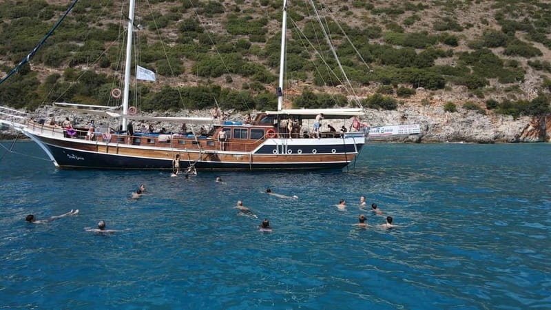 Saranda: Discover Secret Bays with Prince Ennio Yacht Tour - Ushtari Beach: a peaceful final swimming stop