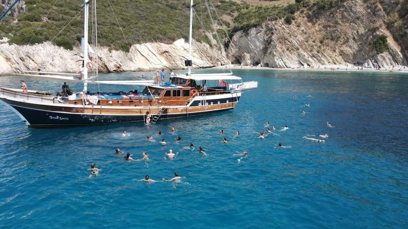 Saranda: Discover Secret Bays with Prince Ennio Yacht Tour - Finding the Prince Ennio meeting point in Saranda
