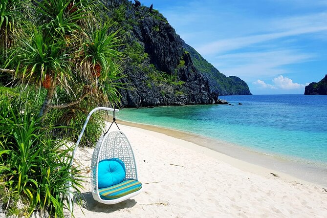 Seacret Luxury Catamaran Yacht Group Island Hopping Tour - What the $155 price really buys you