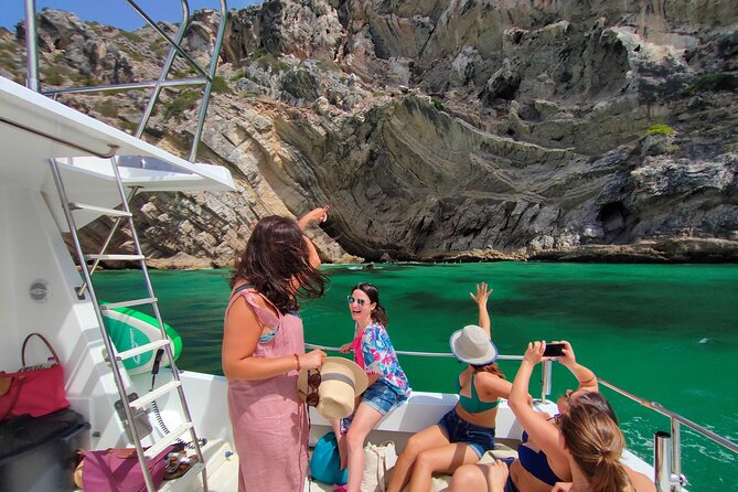 Sesimbra: Private Yacht tour in Arrábida Secret Beaches and Bays - Who will enjoy this Arrábida outing most?