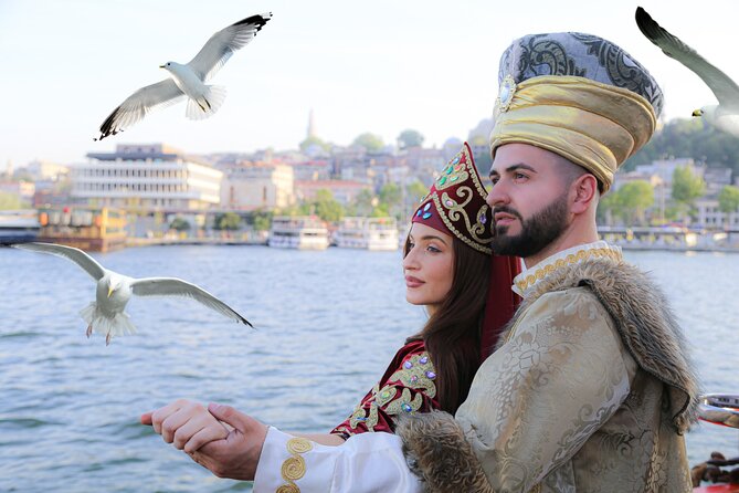 Short Bosphorus Cruise Tour With Hotel Pickup And Audio Guide - What the Golden Horn section adds