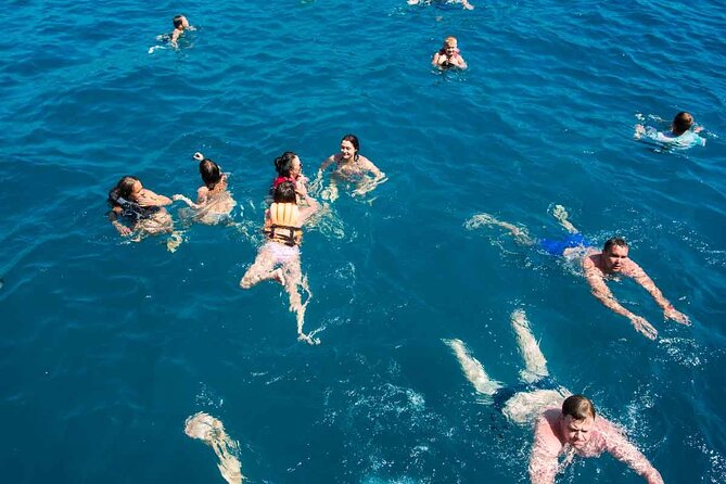 Side-Alanya: Pirate Yacht Tour (Legend Big Kral) with Lunch-Drink - Foam party, music, and children’s animation