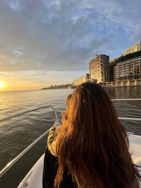 Six bridges yacht cruise on the Douro River in Porto - Beginning at Marina da Afurada and Pontão C