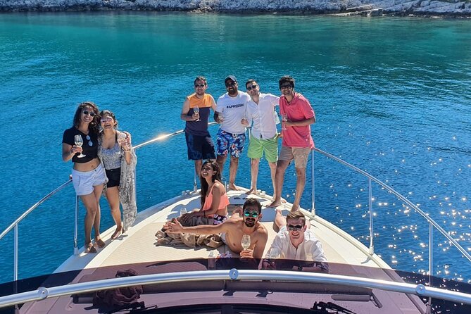 Small group tour by premium yacht to Elaphite Islands - Lopud village: old lanes and a free lunch break