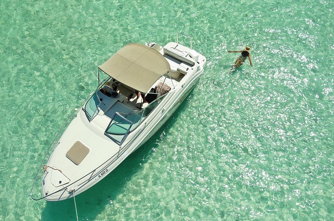Snorkel & Sandbar on Private Searay Yacht 25ft in Cap Cana Marina ,Punta Cana - Who should book this Punta Cana boat trip?