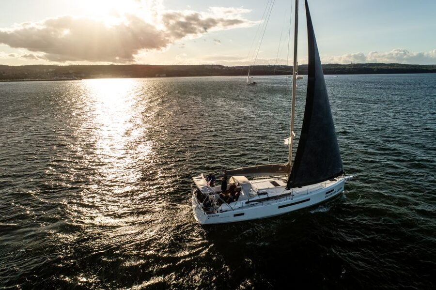 Sopot: Sunset Yacht Cruise with Welcome Drink - Prosecco, mulled wine, and the practical comfort