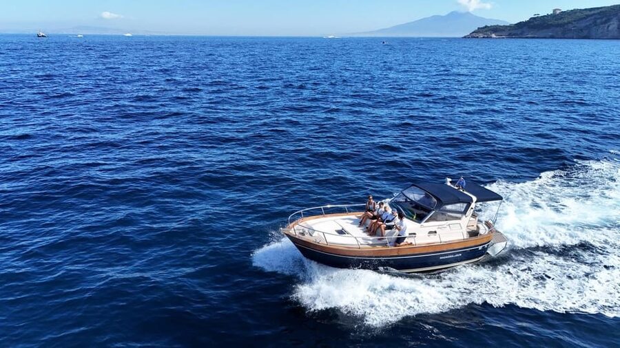 Sorrento: Capri and Blue Grotto Yacht Tour with Snorkeling - What the $143.48 price really includes
