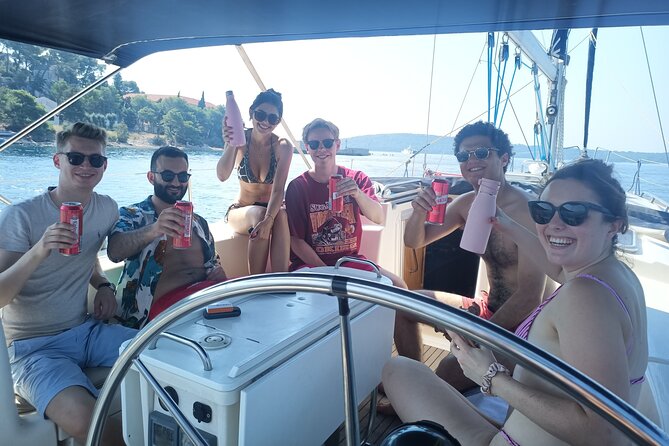 Split: PRIVATE Full-Day Sail Yacht Cruise - Per group (up to 12)! - Milna from 11:30 to 1:30