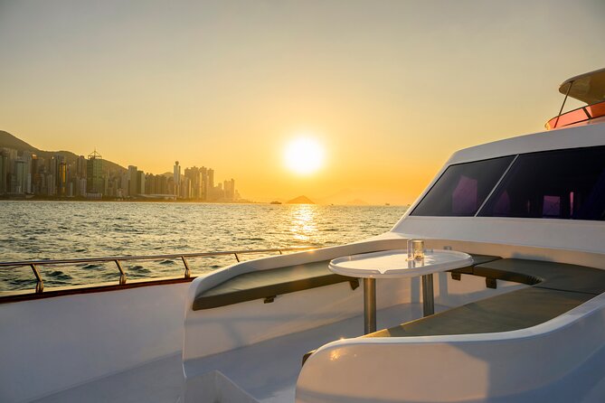 STARLIGHT: Victoria Harbour Night Yacht Tour - The yacht, refreshments, and crew service