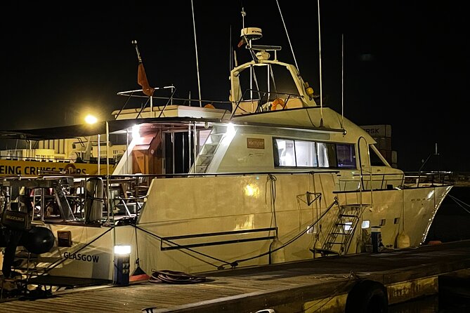 Sunset Cruise Lisbon | VIP Yacht Lisbon Party - Old Lisbon seen from the Tagus