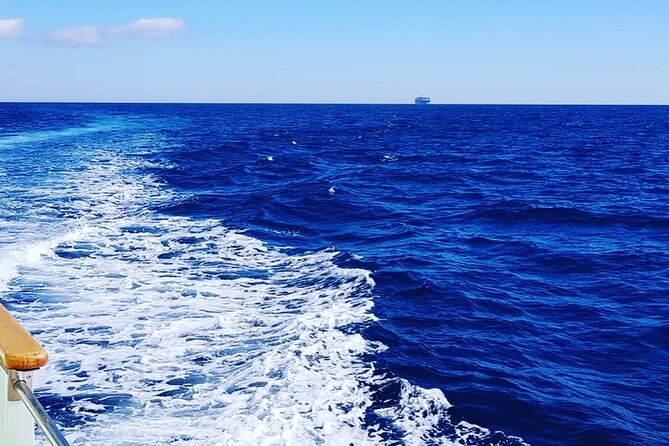 Sunset Cruise Lisbon | VIP Yacht Lisbon Party - Timing, weather, and cancellation rules