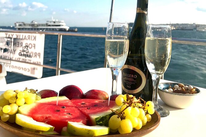 Sunset or Daytime Istanbul Guided Luxury Yacht Cruise with Snacks - Rumeli Fortress and the narrowest part of the strait