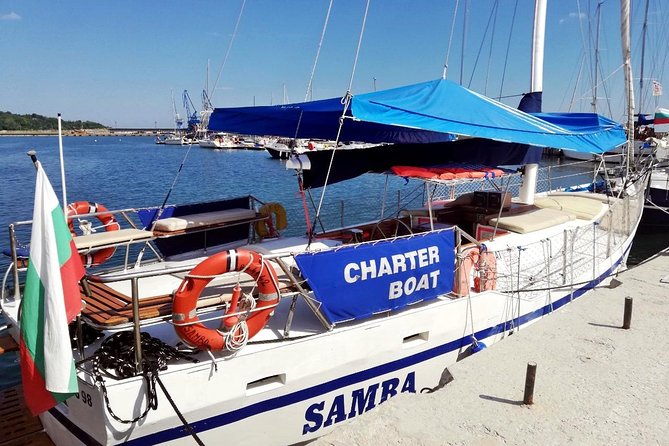 Superb Black Sea Yacht Picnic with Food & Drinks - Service, Atmosphere, and Group Size