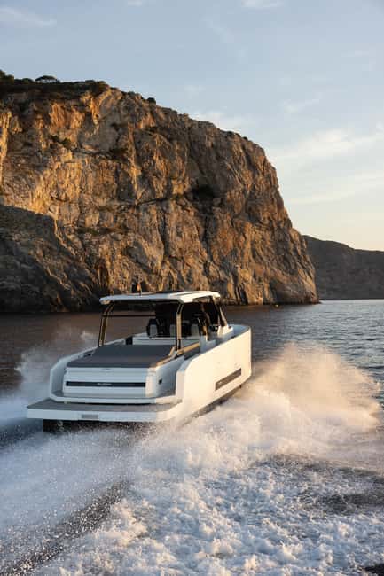 Taormina: unforgettable yacht private tour experience - Why Taormina is best seen from the sea