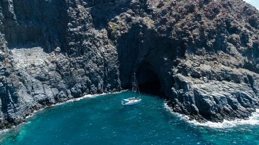 Tenerife: Ocean Pack Jet Ski and Yacht Whale Watching - The one-hour jet ski ride along Tenerife’s coast