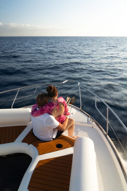 Tenerife: Private Luxury Yacht Sunset Cruise - Setting out from Puerto Colón