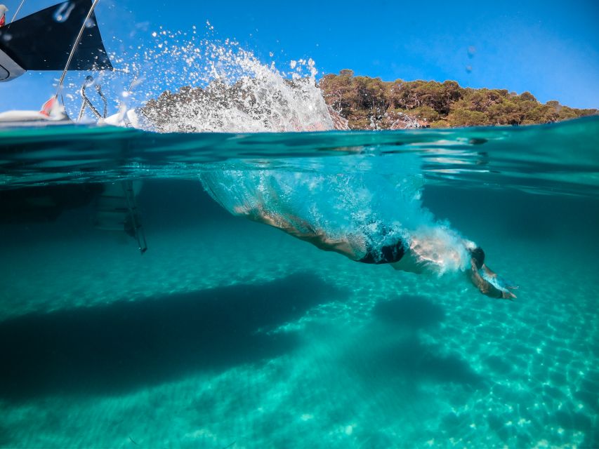 The Fastest All Inclusive Private Motor Yacht in Santorini - Why a private boat changes your Santorini day