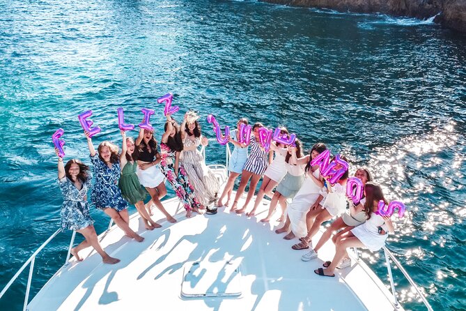 The Finest Private Yacht Experience in Cabo - Thirty minutes along the Pacific coast