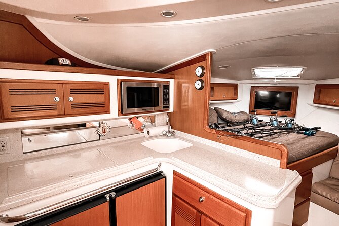 The Finest Private Yacht Experience in Cabo - Swimming in the Sea of Cortez