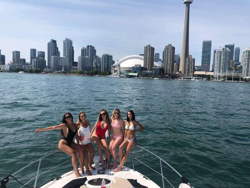 Toronto: Private Luxury Yacht Sightseeing Cruise & Prosecco - Seeing Toronto Harbour from the yacht