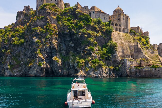 Tour of Ischia in Private Yacht - Sorgeto Bay: a natural hot-water stop