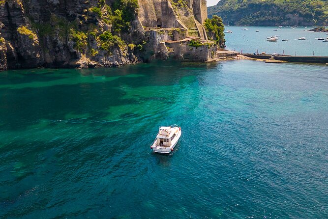 Tour of Ischia in Private Yacht - Ischia Ponte and the Aragonese Castle