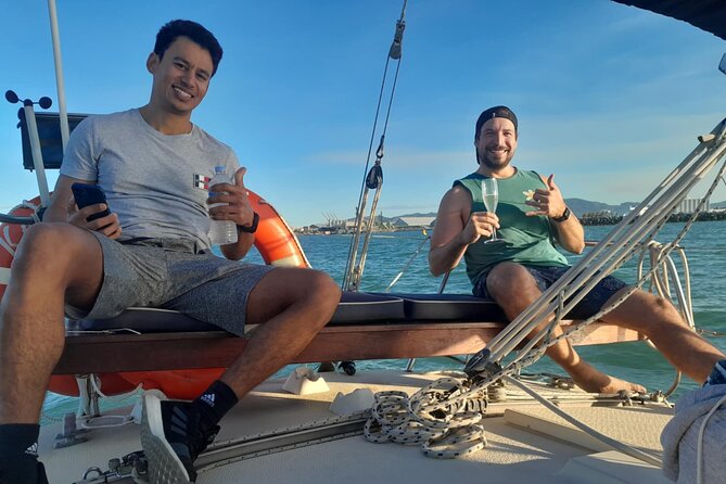 Townsville Boat Cruise & Yacht Club Lunch Package Sailing Charter - Why a six-person boat changes the experience
