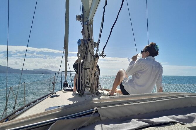 Townsville Boat Cruise & Yacht Club Lunch Package Sailing Charter - Meeting at 1 Plume Street for a precise departure