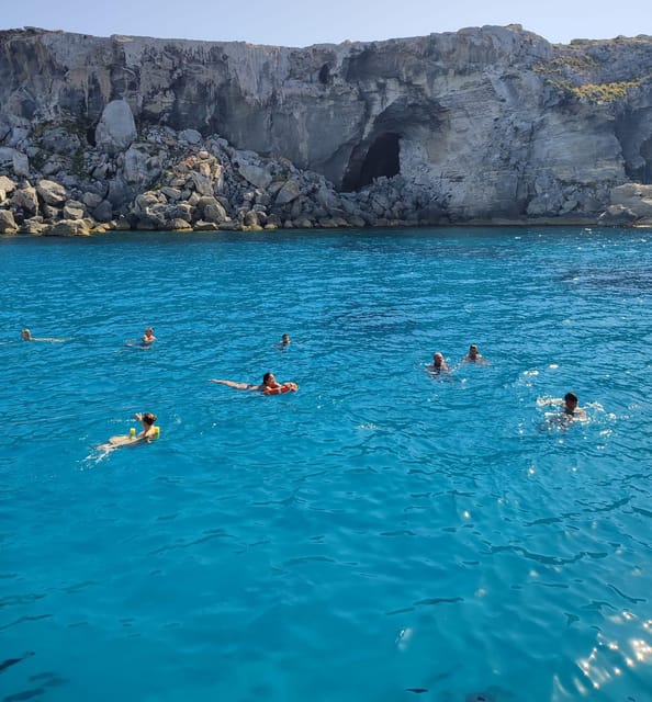 Trapani: Yacht Excursion to Levanzo and Favignana with Lunch - Key points at a glance