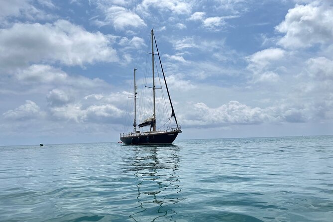 Unique 2 masts Classic Sailing Yacht in Barcelona - Who should book this Barcelona sailing trip?