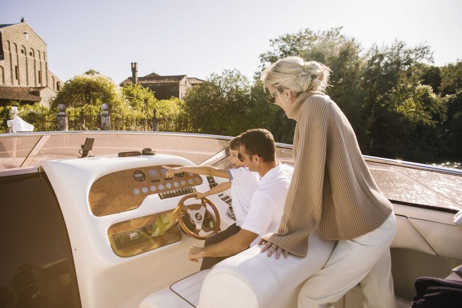 Venice: Sunset Yacht Experience - Should you book the Venice Sunset Yacht Experience?