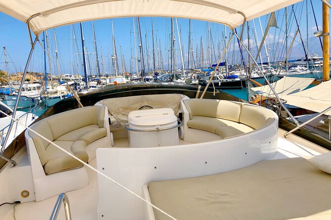 Vip Motor Yacht Charter-17 meter-10 Guest-Half day or Sunset trip - What the four-hour schedule really means
