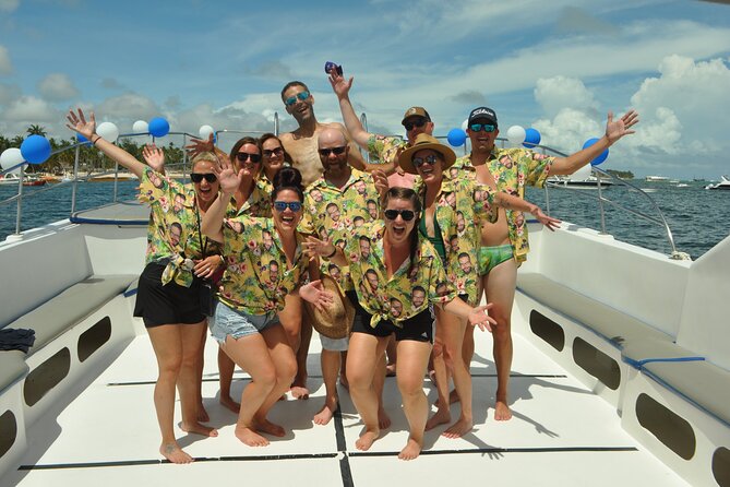 VIP Premium Yacht -Party Boat-Brunch - The natural pool is the main swimming stop