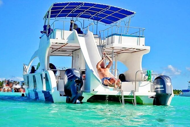 VIP Premium Yacht -Party Boat-Brunch - Leaving the coast for a short escape